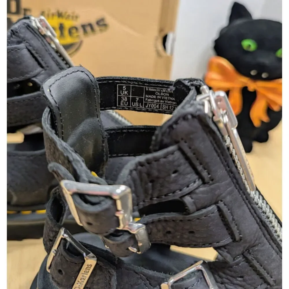 Dr. Martens Olson Grey Tumbled Nubuck Leather Gladiator Zip Sandals UK 5 NIB